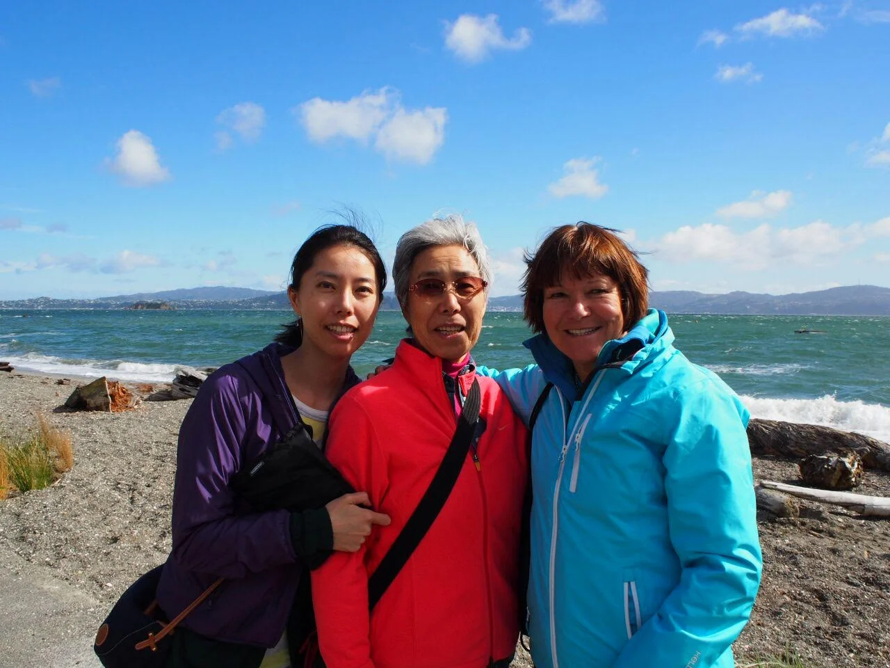 Sakai host family pays Wellington's 2010 Senshu runner a visit