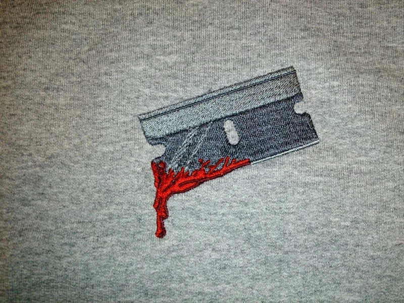 Crewneck embroidery