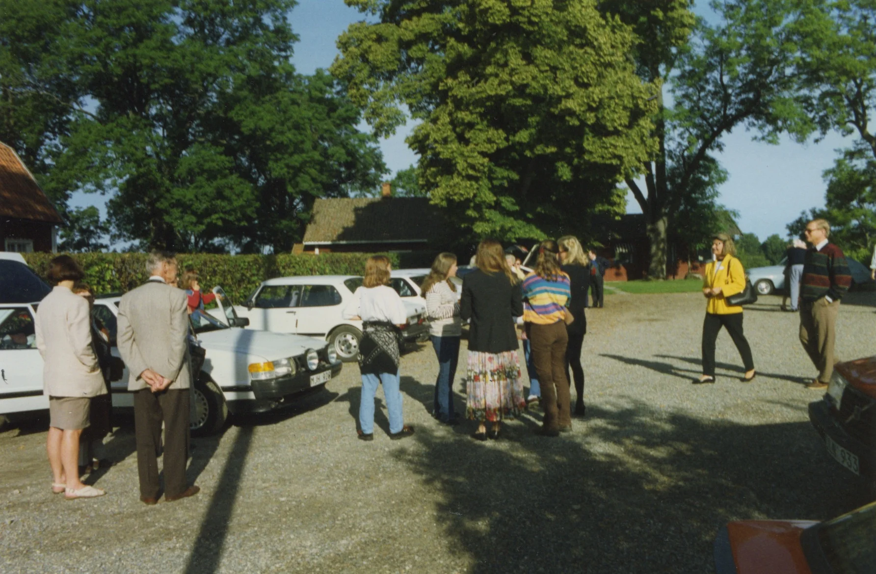 Samling vid Bettna kyrka