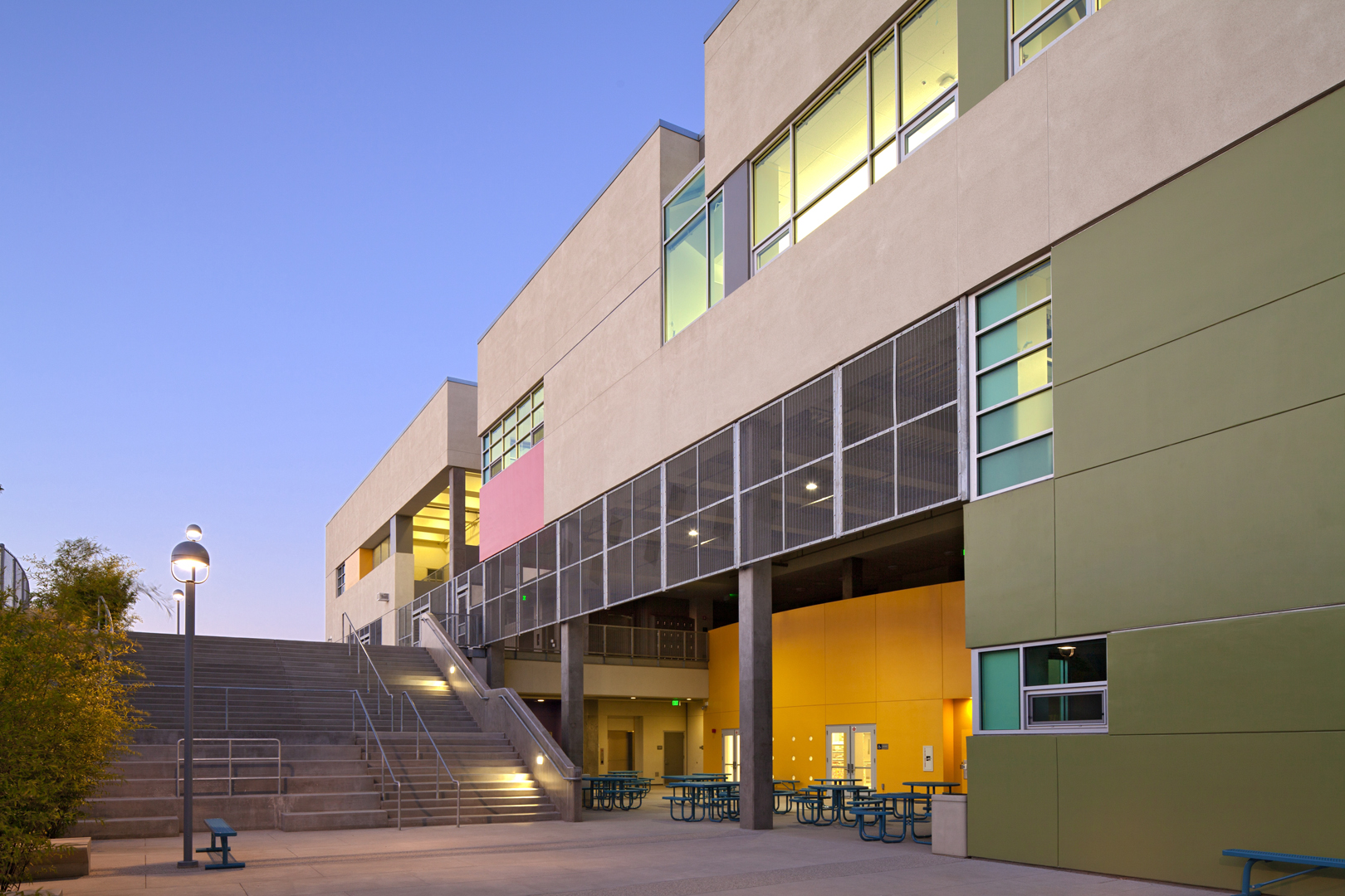 CAMINO NUEVO HIGH SCHOOL