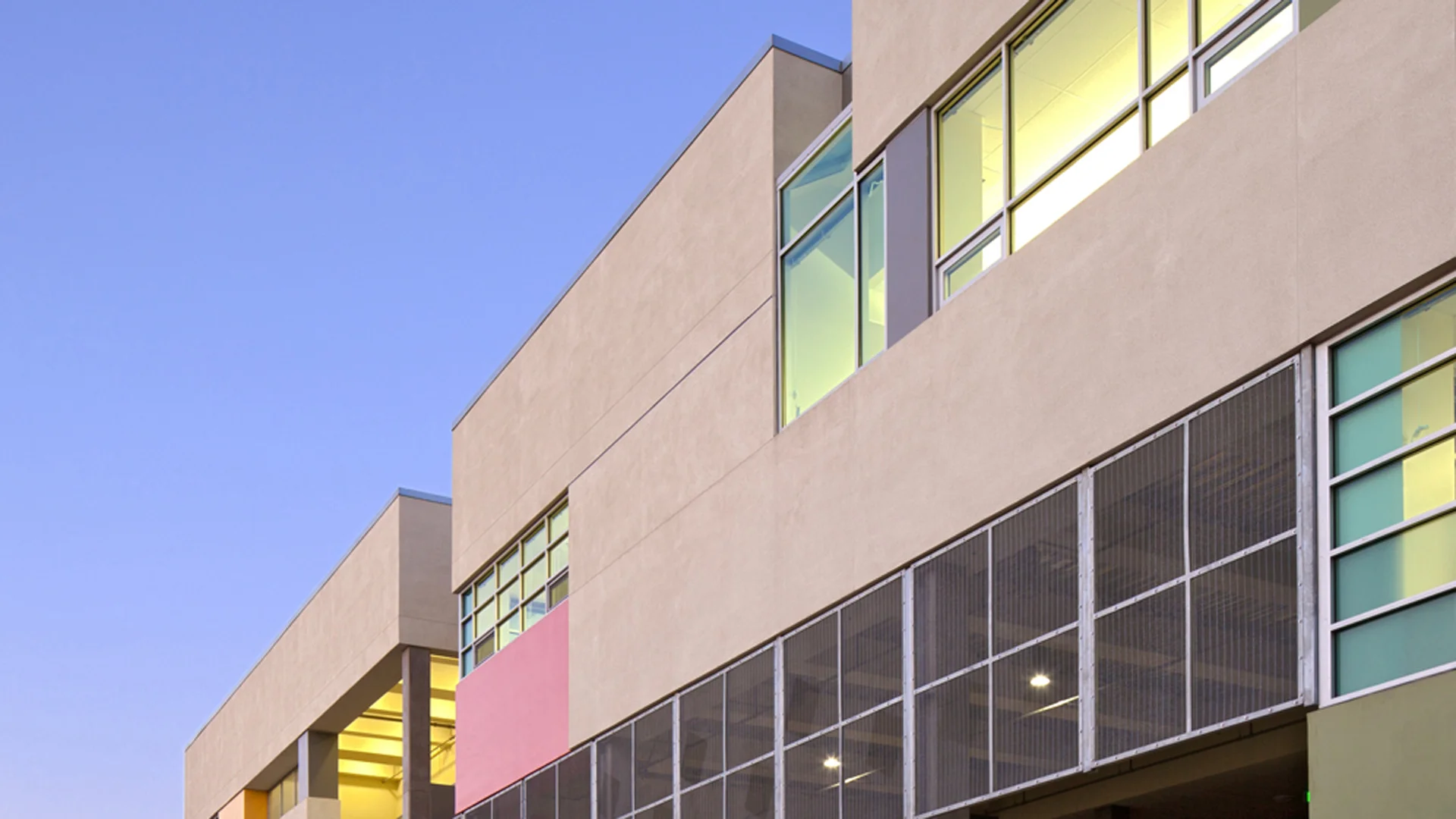 CAMINO NUEVO HIGH SCHOOL