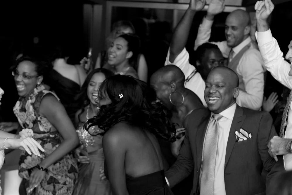 tbt_wedding_party_01BW.jpg