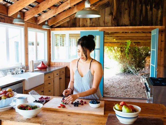 7-healthy-things-cooks-need-to-know_feat.jpg