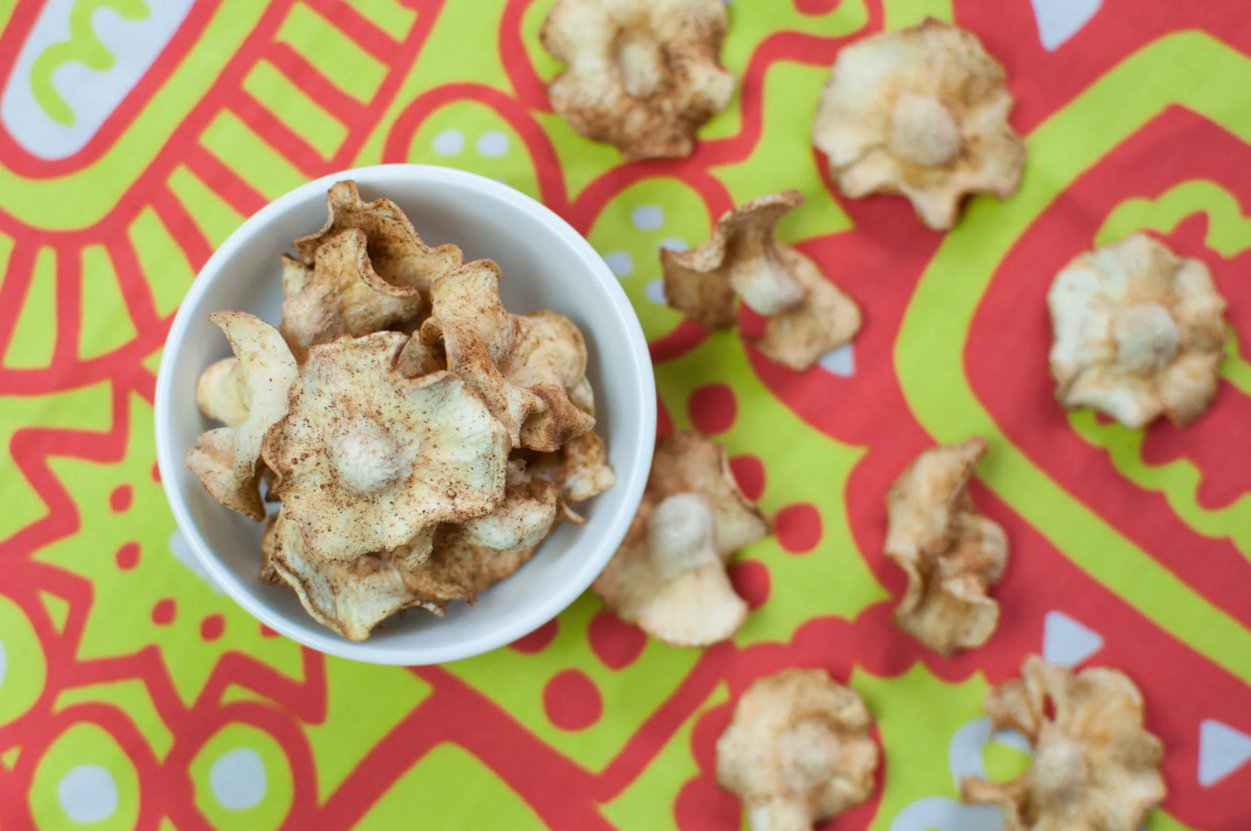 cinnamon sugar parsnip chips 