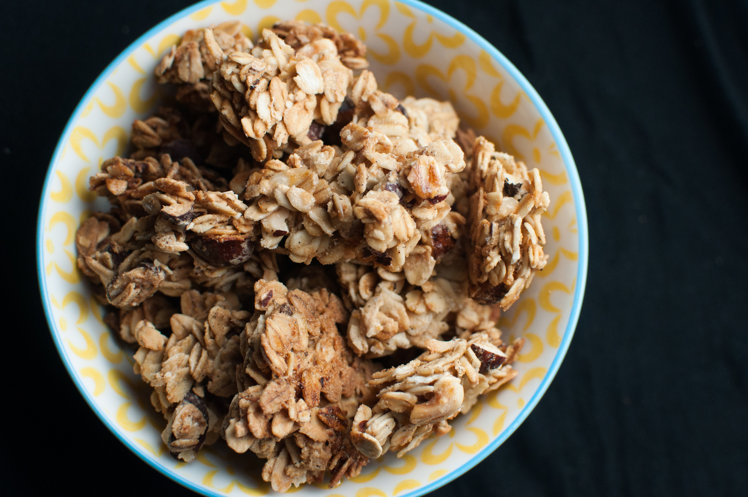 ginger nutty granola clusters | toot sweet