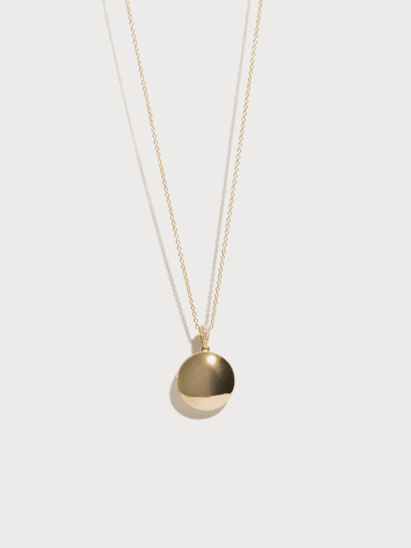 locket5_1024x1024.gif