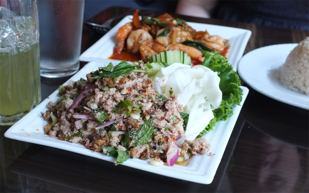 Crunchy duck larb