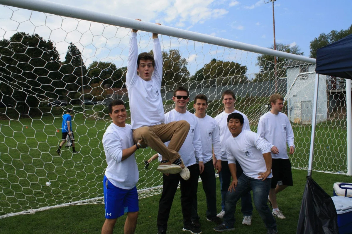 kicks-2012-01.jpg