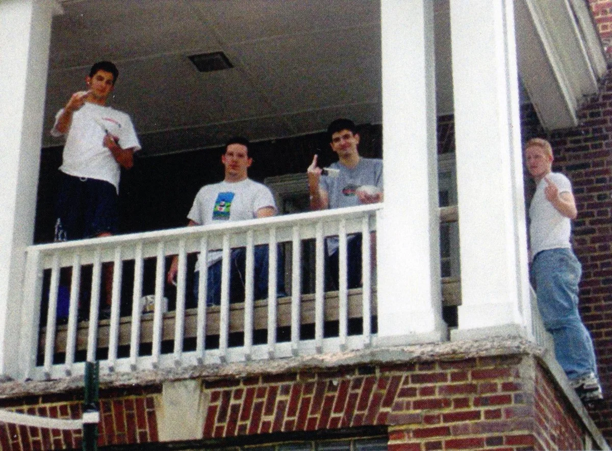b-2006-sideporch-01.jpg
