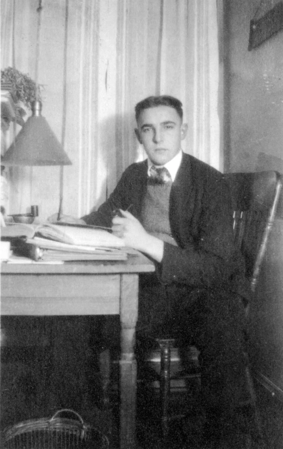 1919-102.jpg