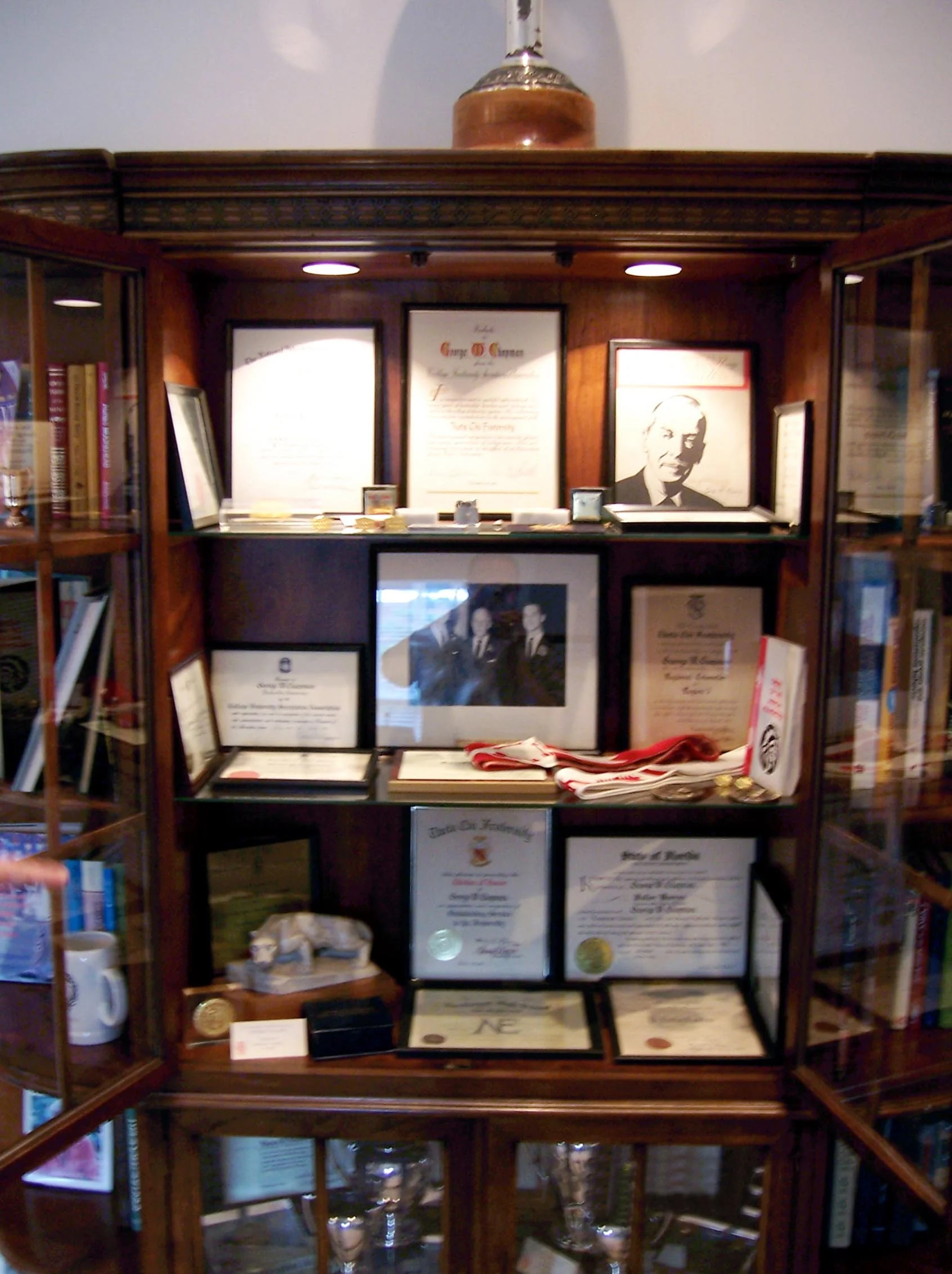 library-chapman-alter-04.jpg