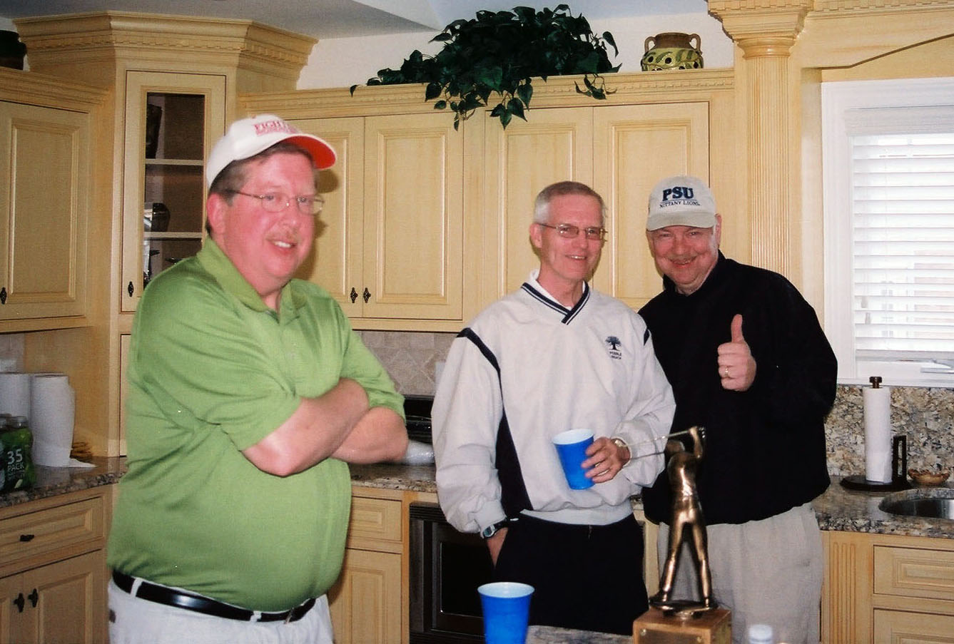  L to R: Victor Howe, TK and David Matthews
2010 Theta Chi Gold Open 