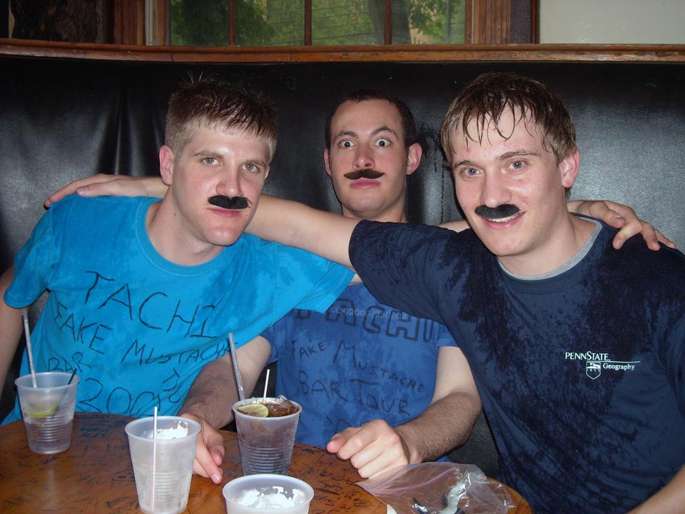  L to R: David Hartwich, Jason Chottiner and Joe Sosik
Tachi Fake Mustachio Bar Tour '09 