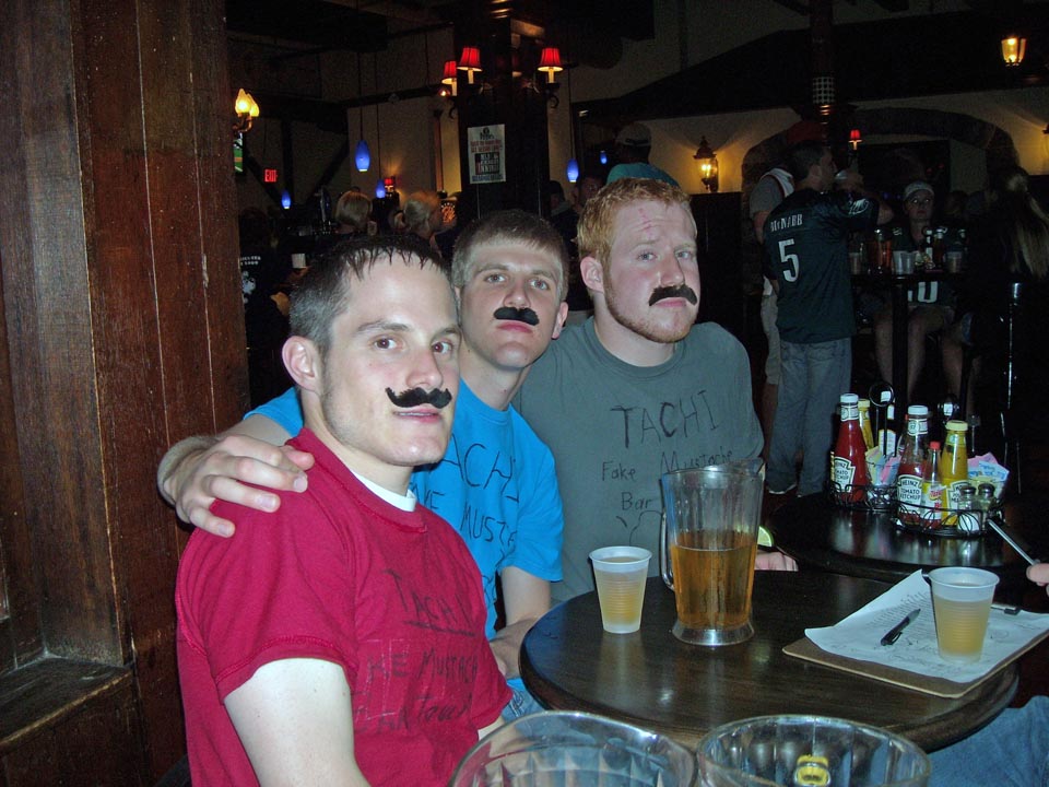  L to R: Jasen Marshall, David Hartwich and Zach Binder
Tachi Fake Mustachio Bar Tour '09 