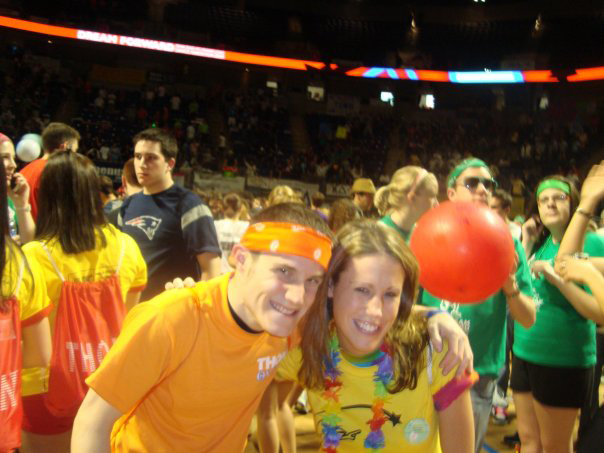  Jasen Marshall (L) and Rachel Dunleavy at THON 09 