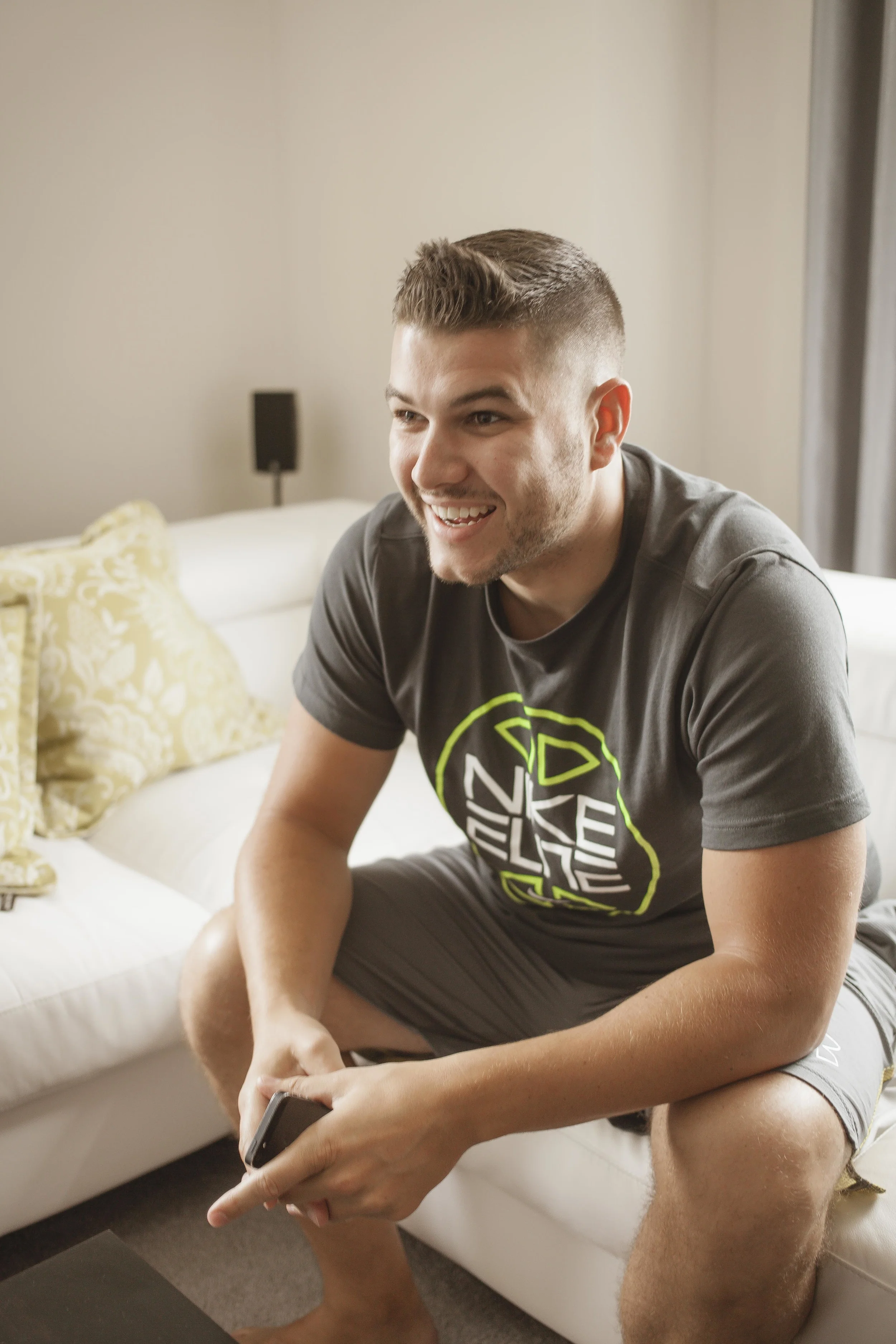GroomPrepLO _ 009.jpg