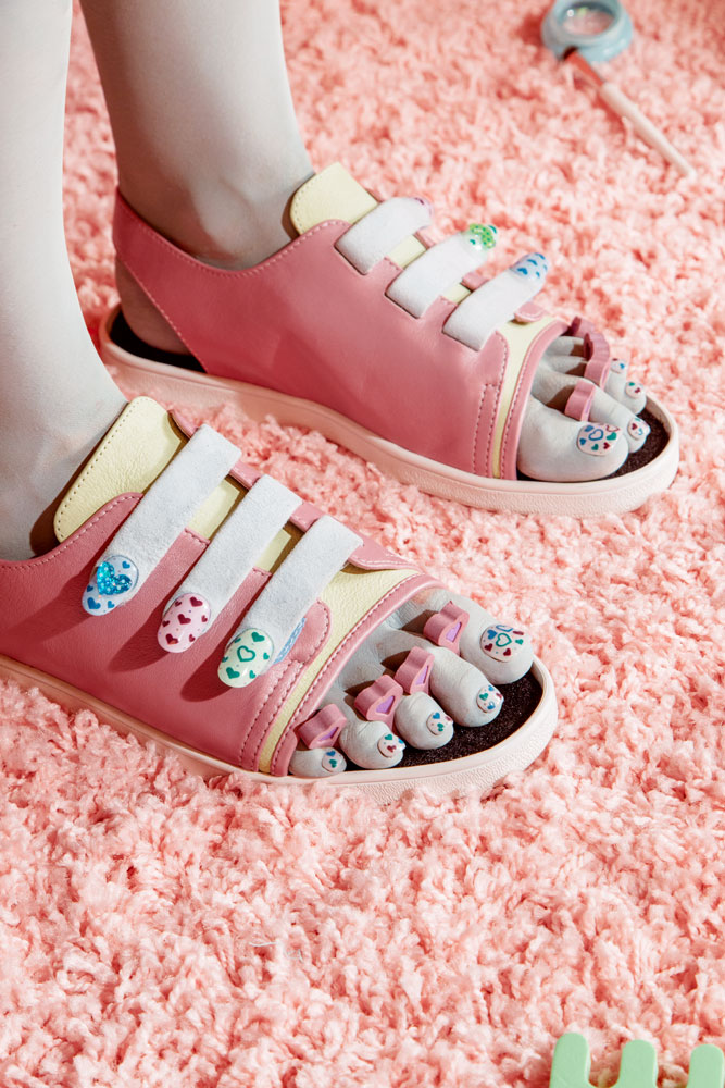 FREAKYSNEAKS_NAILARTLEGS-6.jpg