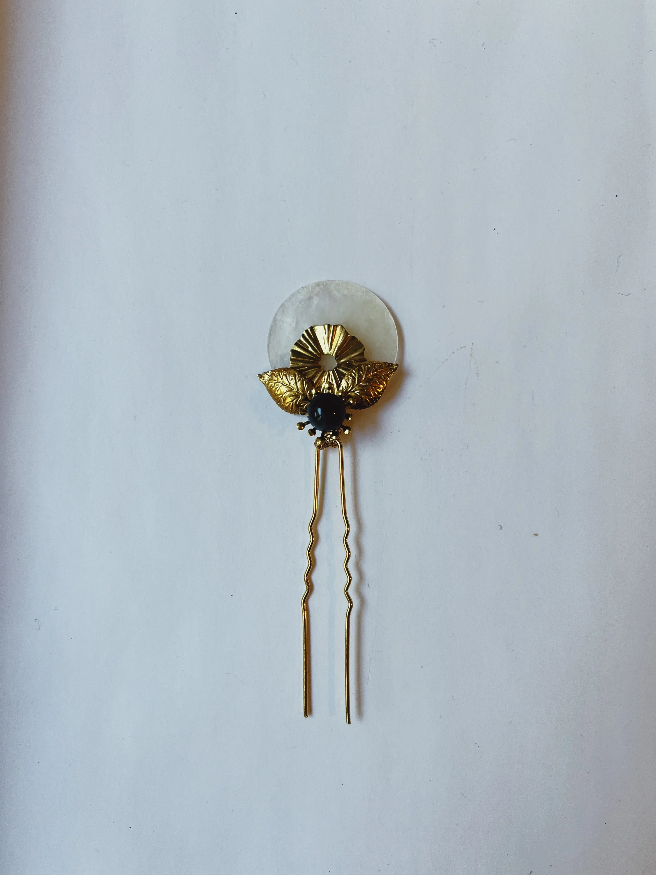 Moon rise hair pin