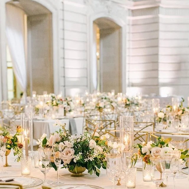 City Hall classics, love designing for iconic places in the heart of our city &bull;
&bull;
&bull;
Photography @jasmineleephoto 
Planning @charmedevents 
Linens @latavolalinen 
Rentals @standardpartyrentals 
Chairs @theonicollection 
Video @imperialp