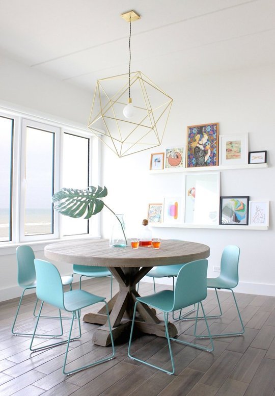 A Beach-Side Home With a Hip & Fun Vibe