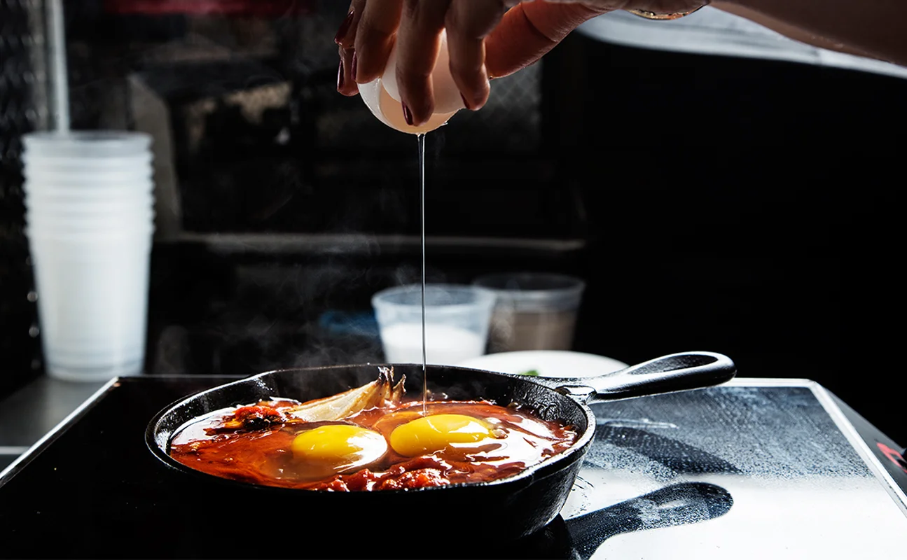 Katie-B-Foster-Photography-Egg-Dropping.jpg