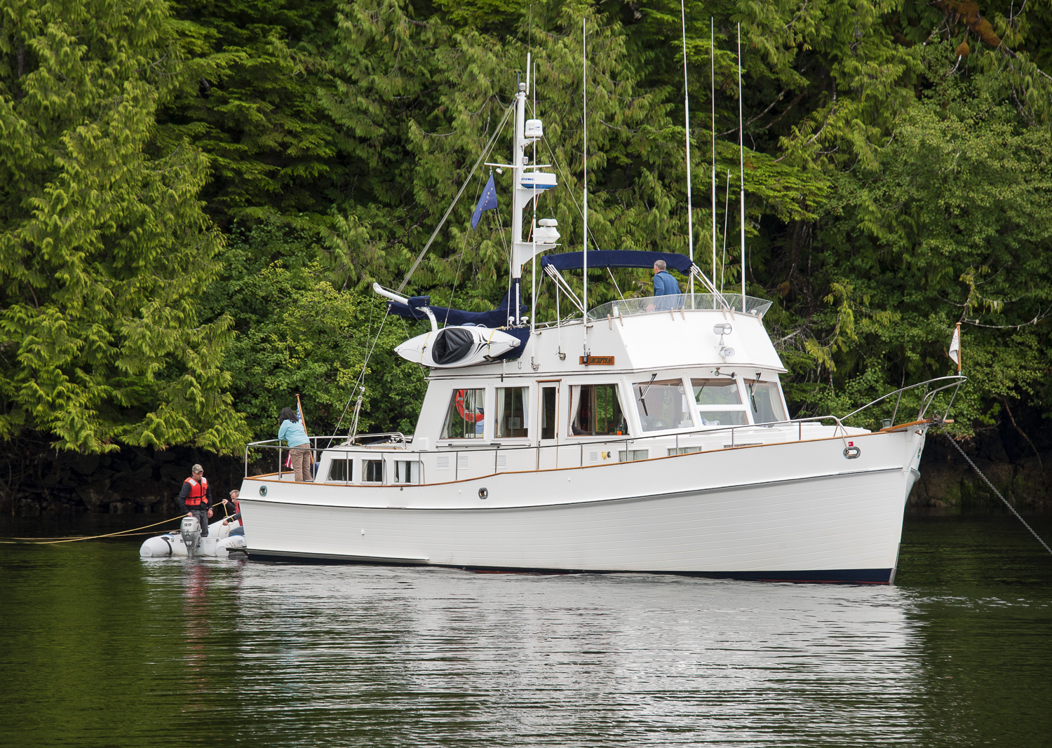 Deception crew sets her stern line