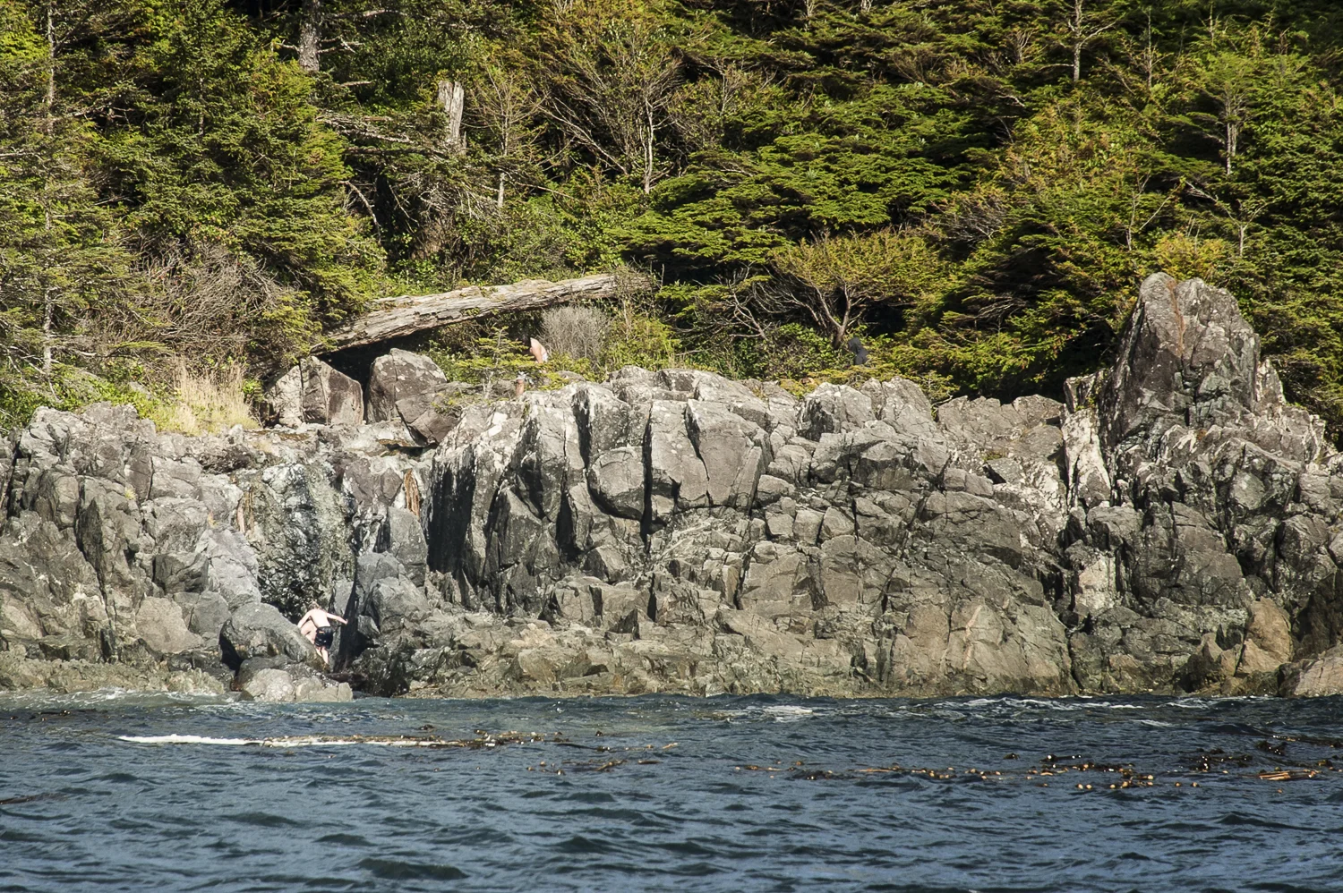 If it were not for these people, you would never know the Hot Springs are there when viewed from the sea.
