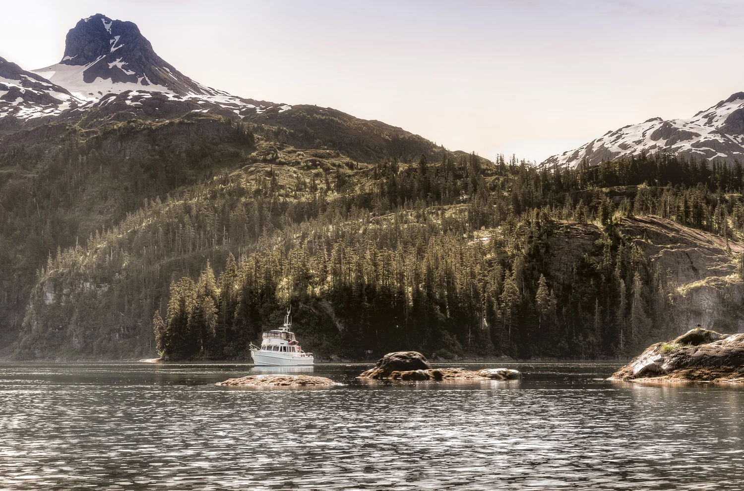 OceanFlyer in the morning sun of Whale Bay