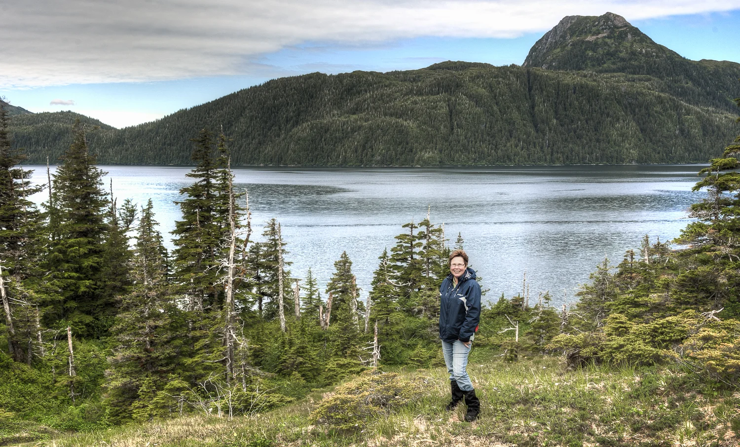 We love these walks where we can find a commanding view