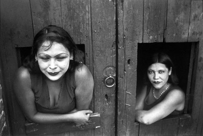  Henri Cartier-Bresson’s Calle Cuauhtemocztin, Mexico, 193