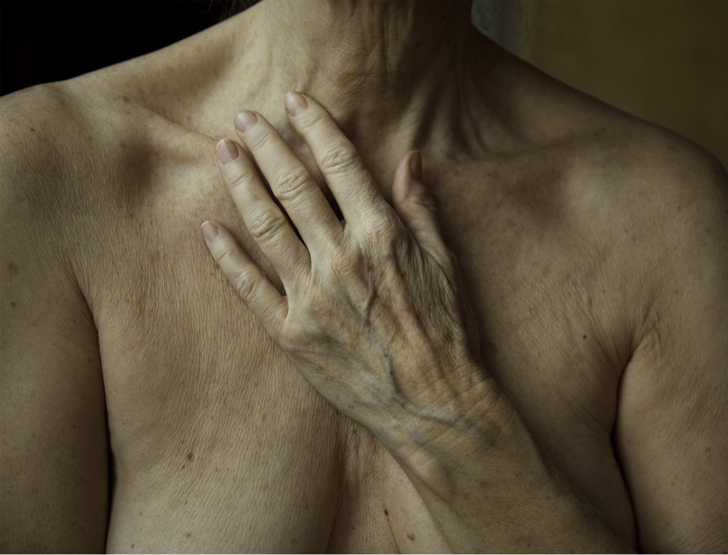 Marna Clarke,  Hand on Chest,  2010, archival digital print, courtesy and copyright of the artist. 