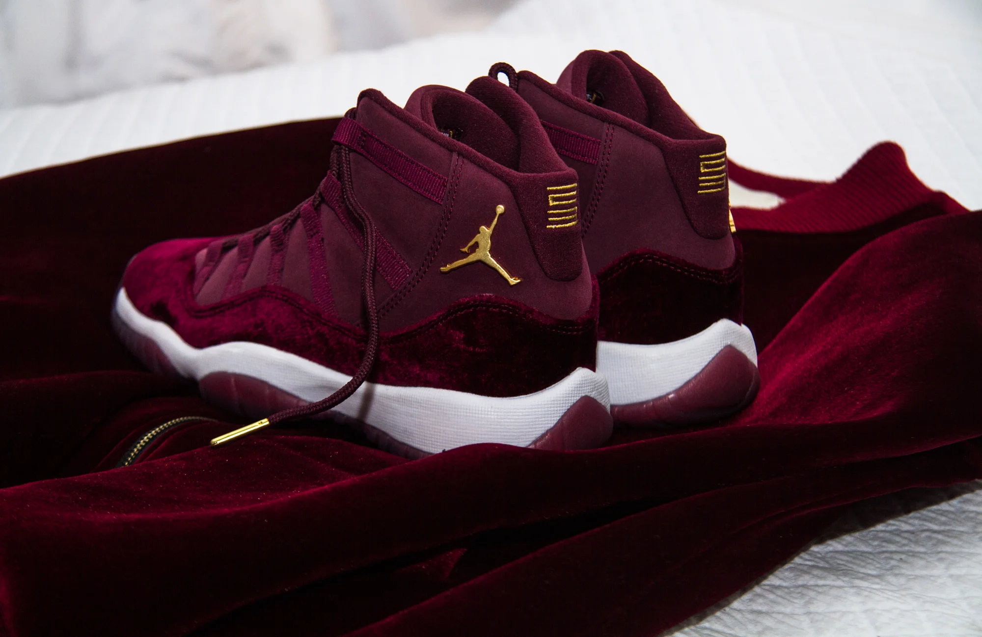 air jordan 11 gs red velvet