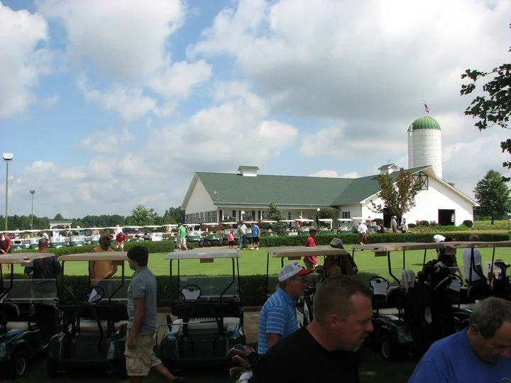251560_230903990258909_7193816_n.jpg