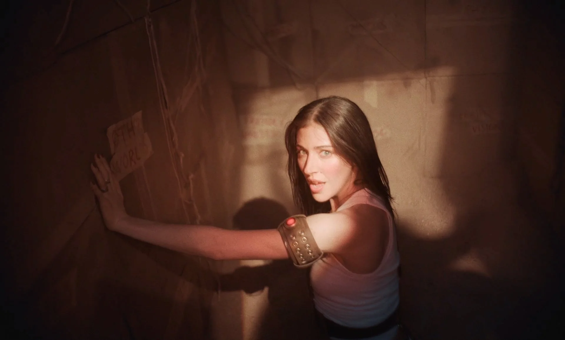 Caroline Polachek - "Bunny is a Rider"