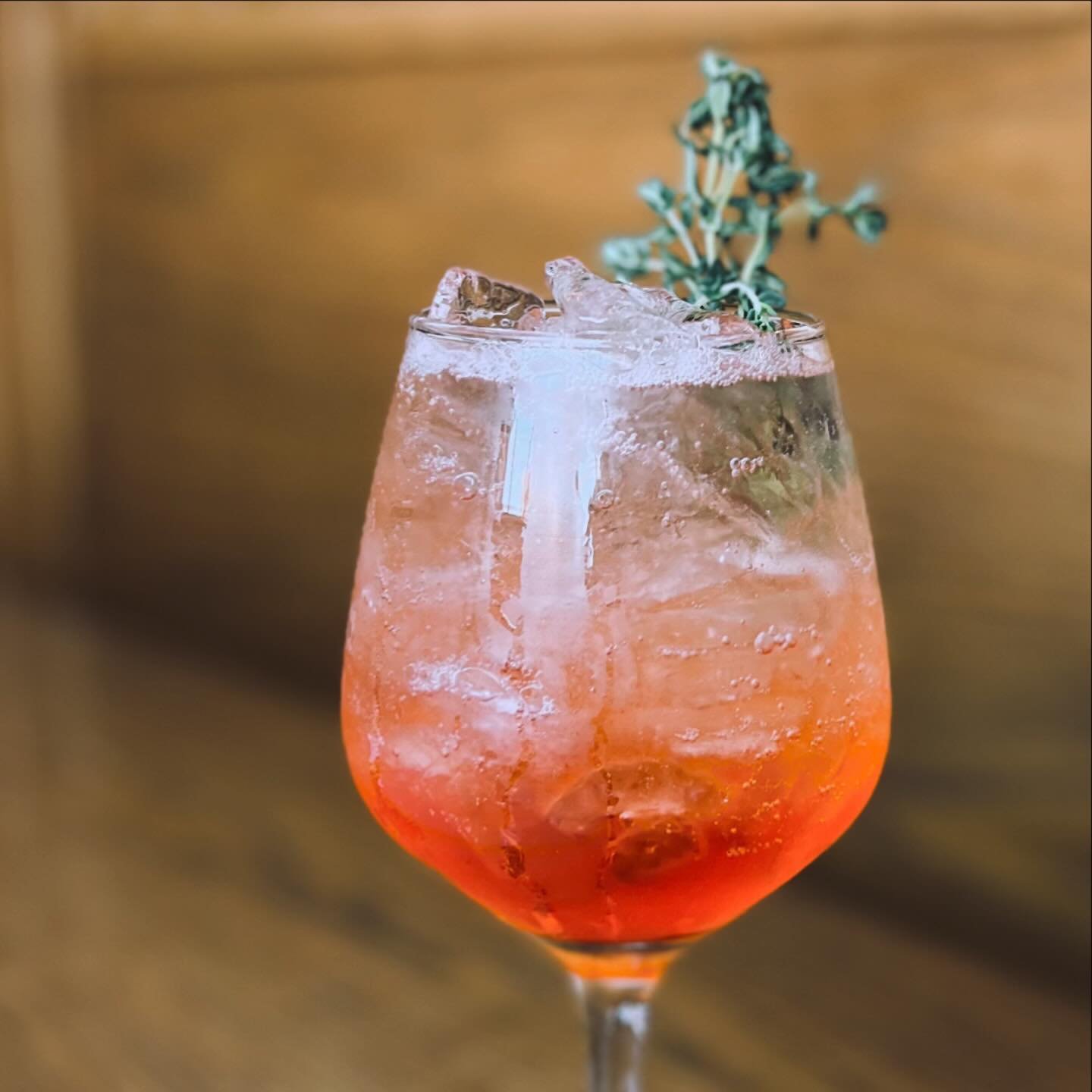 🌿 Thyme &amp; Blood Orange Aperol Spritz 🍹🧀 Crispy Fried Burrata 🍅

Refresh Your Day: Try our new Thyme &amp; Blood Orange Aperol Spritz. Perfect for a relaxing Spring evening. 

Simple Pleasures: Enjoy our Crispy Fried Burrata, served on a bed o