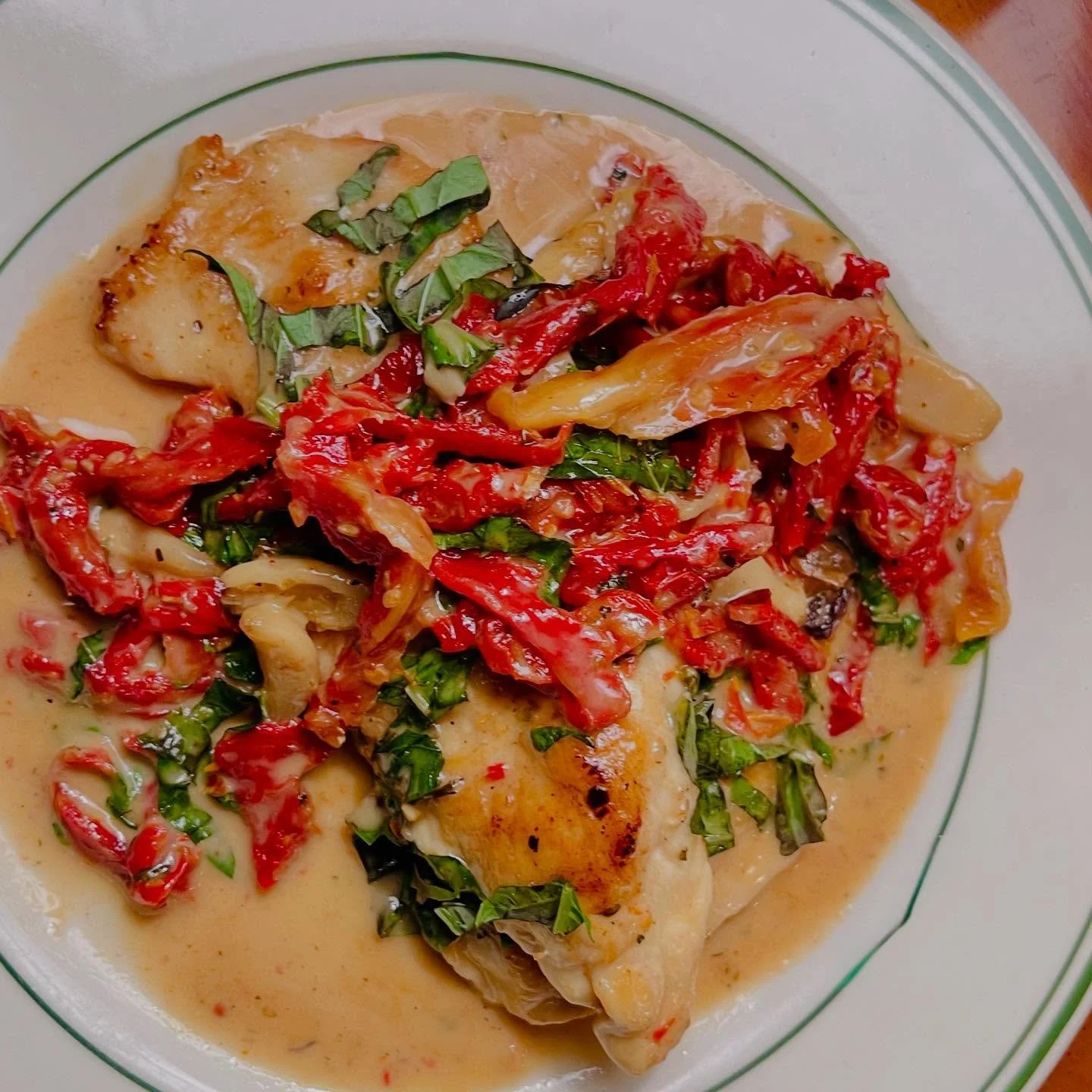 🌸 Celebrate Mom All Week at The Ovalon! 🌸
Our Mother&rsquo;s Day Feature Menu begins tomorrow and will be available all week long!

Treat the amazing moms in your life to unforgettable dishes like Zucchini Blossoms, Strawberry &amp; Brie Salad, and