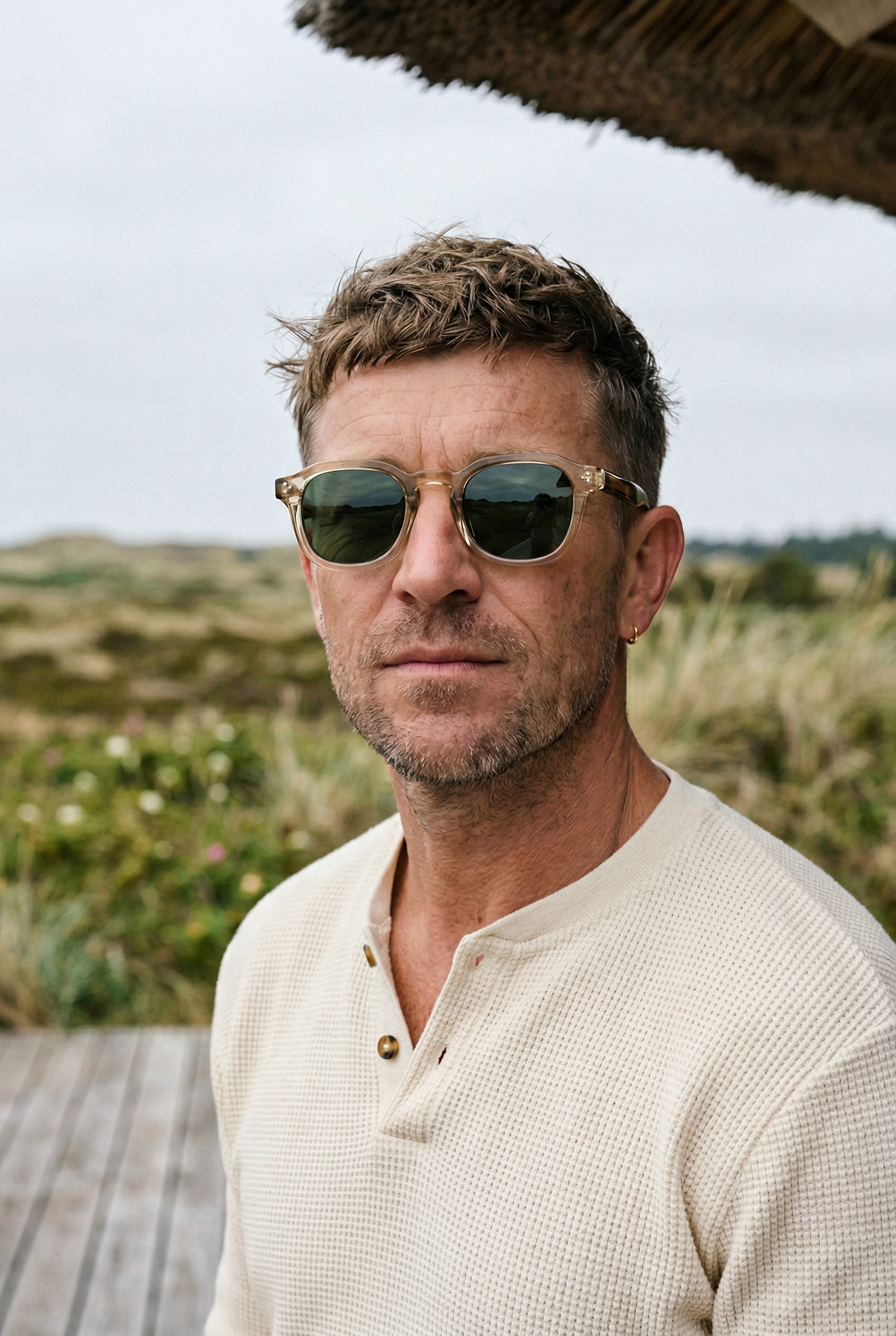 stillwater-sunglasses-portrait-slight-smile_v1.png