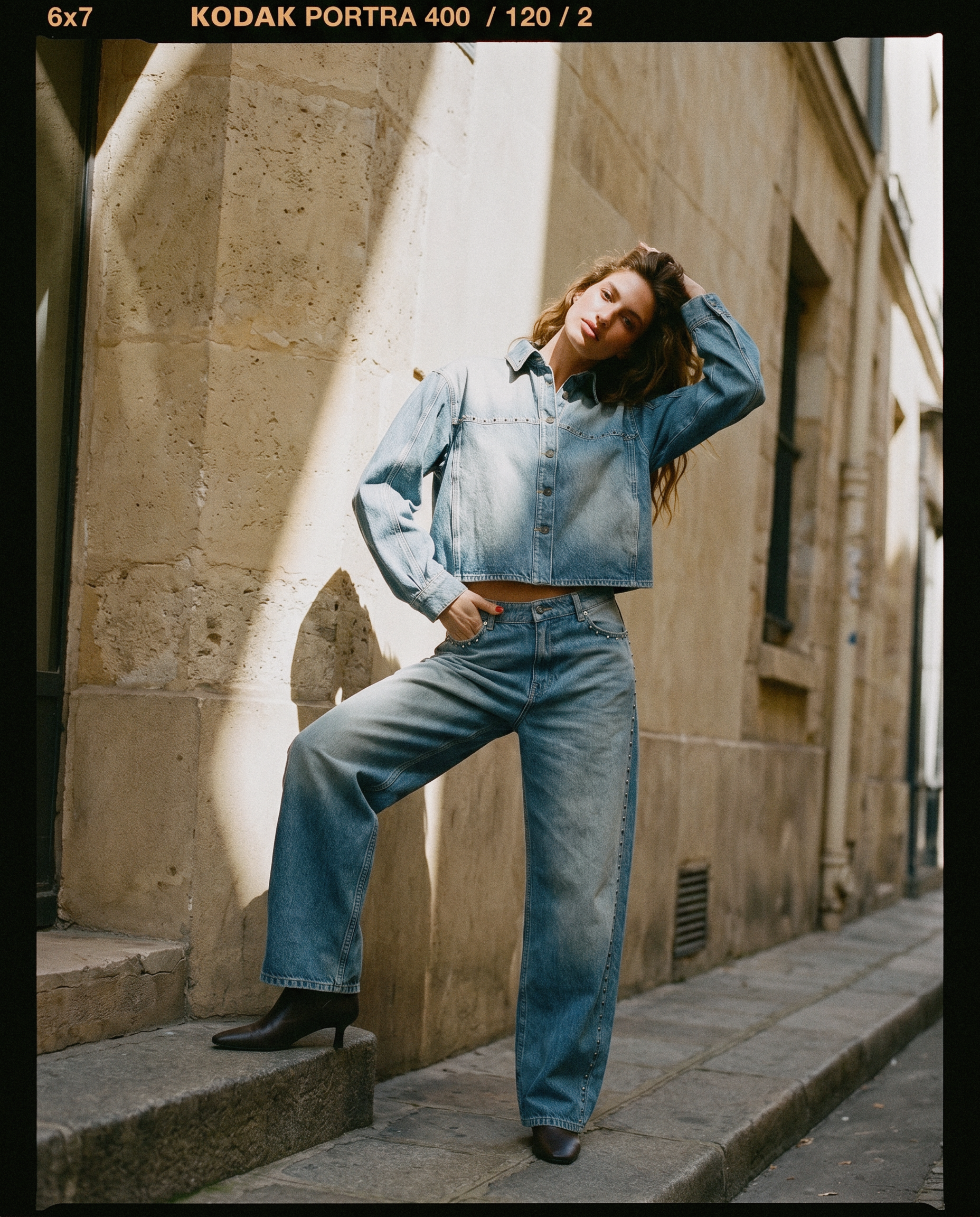 look08-maraisalley-01-dutchtilt-bootprop-sunstripe-contax645-120border_v1.png
