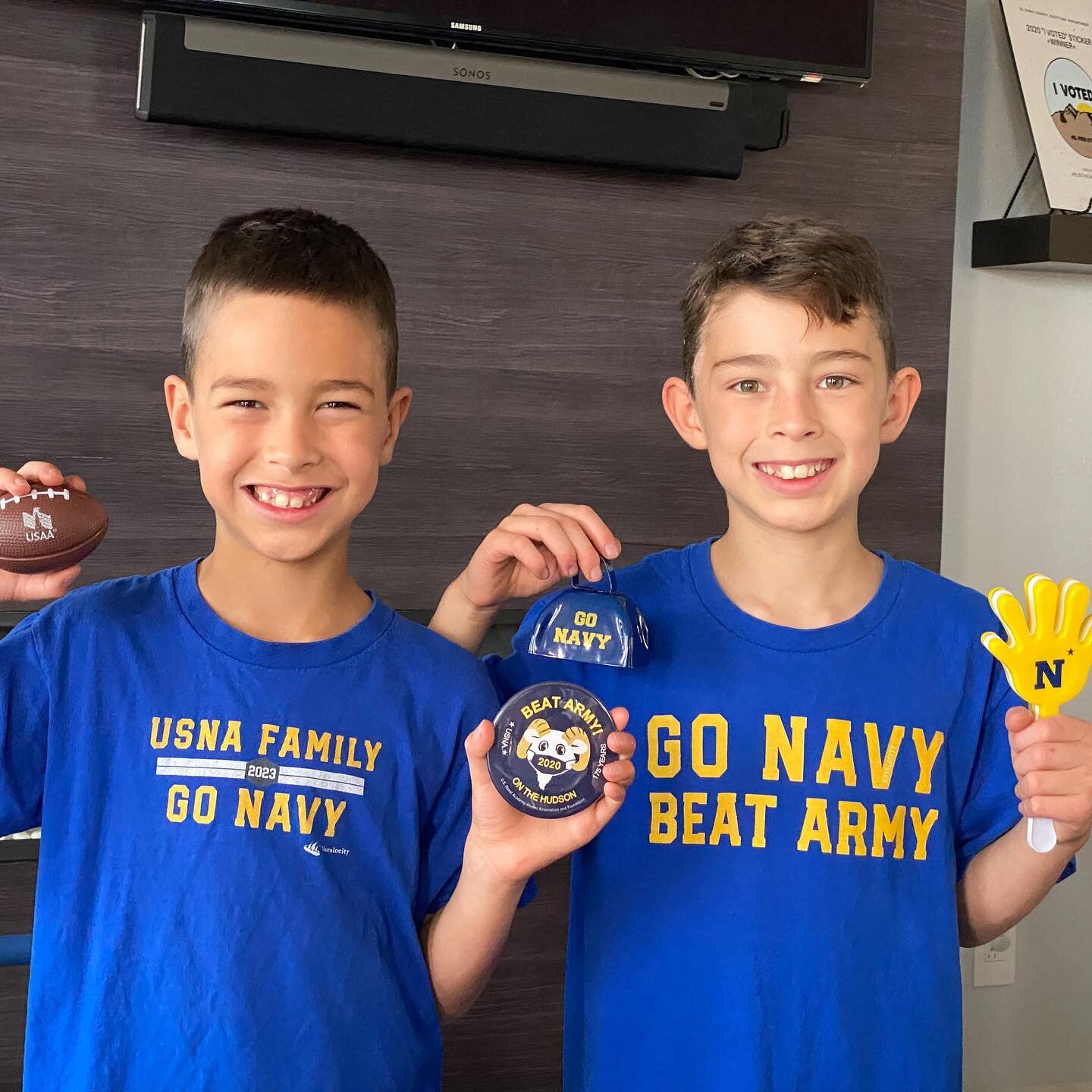 They love the fun surprise gear their older siblings got in the mail for participating in a button design contest for the USNA Alumni Association and Foundation! We also won 2nd place surprisingly during Trivia Night, so we&rsquo;ll see what surprise