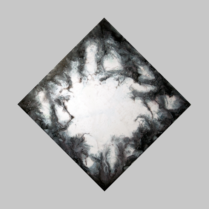 Whiteside - 2014 Trauma 34x34 inches