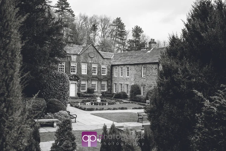 Amanda and Mike's wedding at Whitley Hall, Sheffield — photo 2 of 39