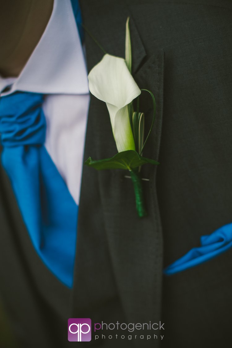 Amanda and Mike's wedding at Whitley Hall, Sheffield — photo 9 of 39