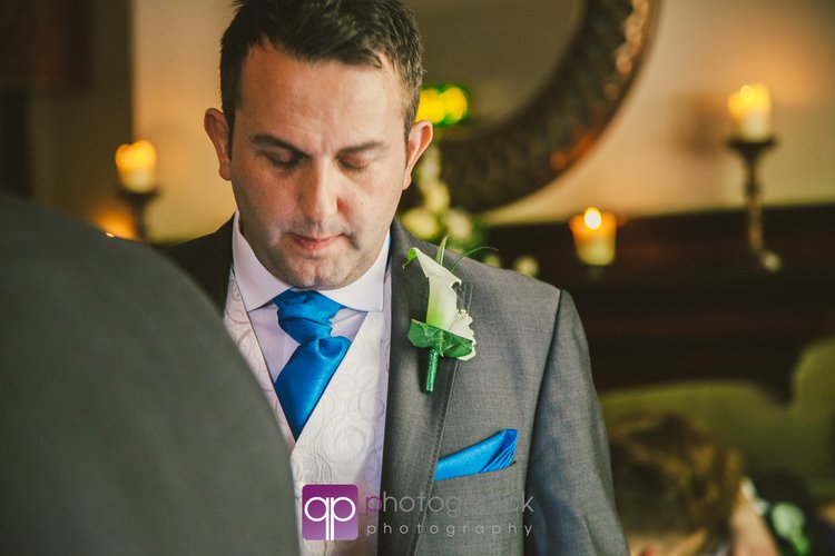 Amanda and Mike's wedding at Whitley Hall, Sheffield — photo 20 of 39