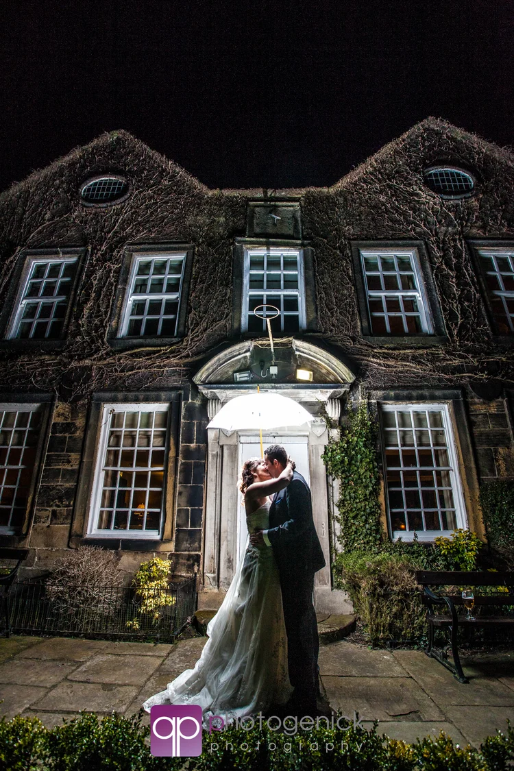Amanda and Mike's wedding at Whitley Hall, Sheffield — photo 32 of 39