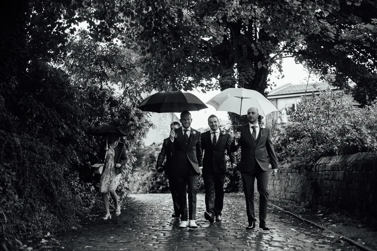 Kim and Dan's rainy wedding in Knaresborough and Harrogate — photo 5 of 28