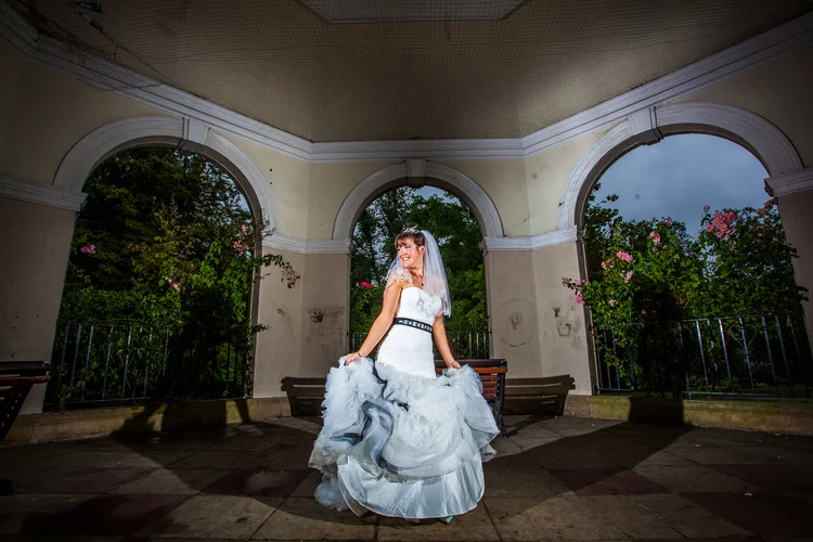 Kim and Dan's rainy wedding in Knaresborough and Harrogate — photo 17 of 28