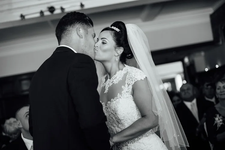 Jemma and Tom's summer wedding at Whitley Hall, Sheffield — photo 16 of 43