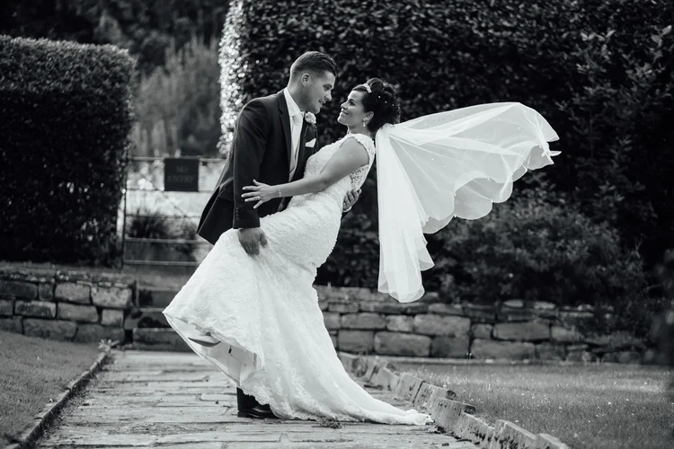 Jemma and Tom's summer wedding at Whitley Hall, Sheffield — photo 32 of 43