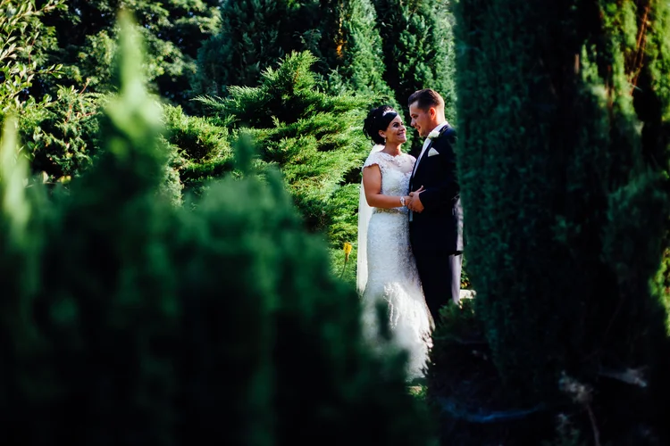 Jemma and Tom's summer wedding at Whitley Hall, Sheffield — photo 34 of 43