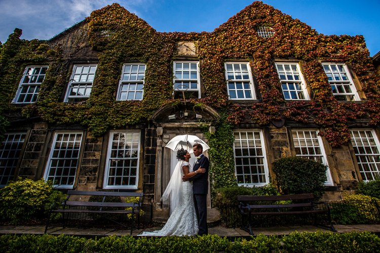 Jemma and Tom's summer wedding at Whitley Hall, Sheffield — photo 36 of 43